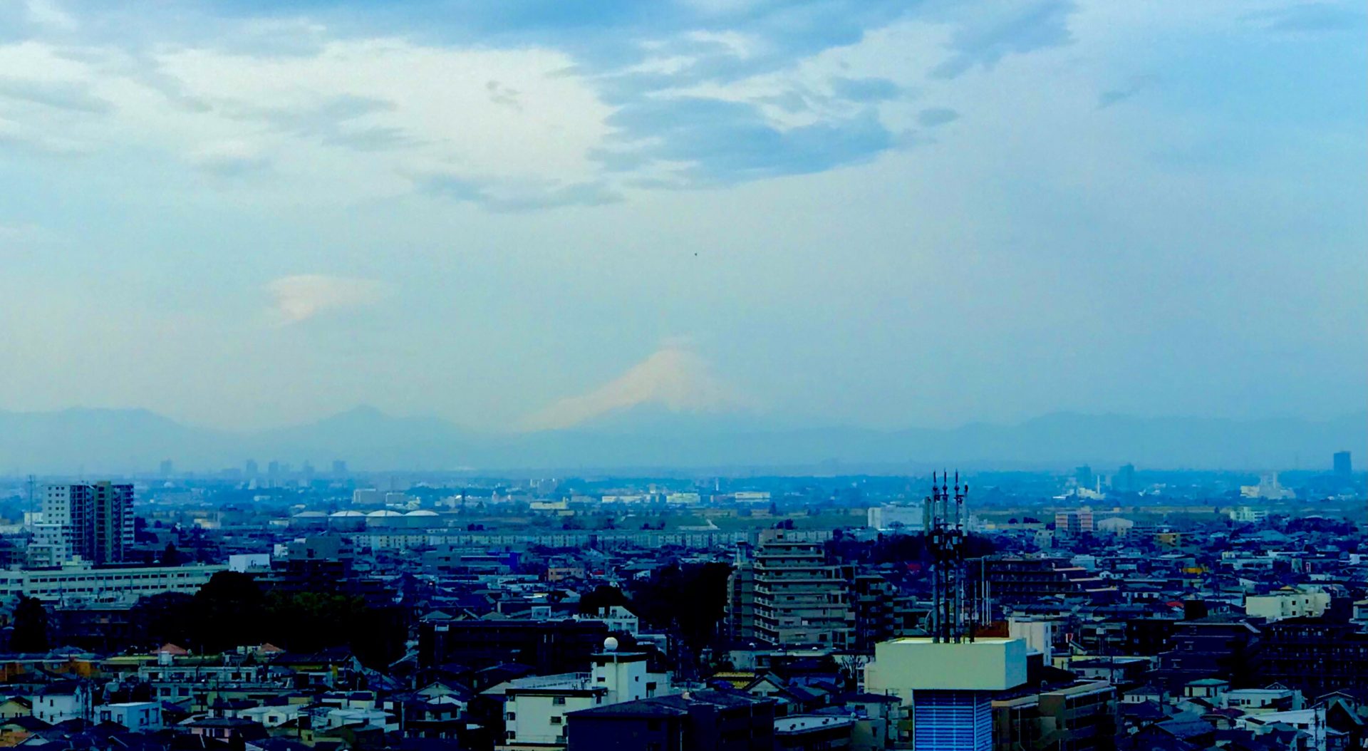 カンデオホテルズ大宮のレストランから見える富士山